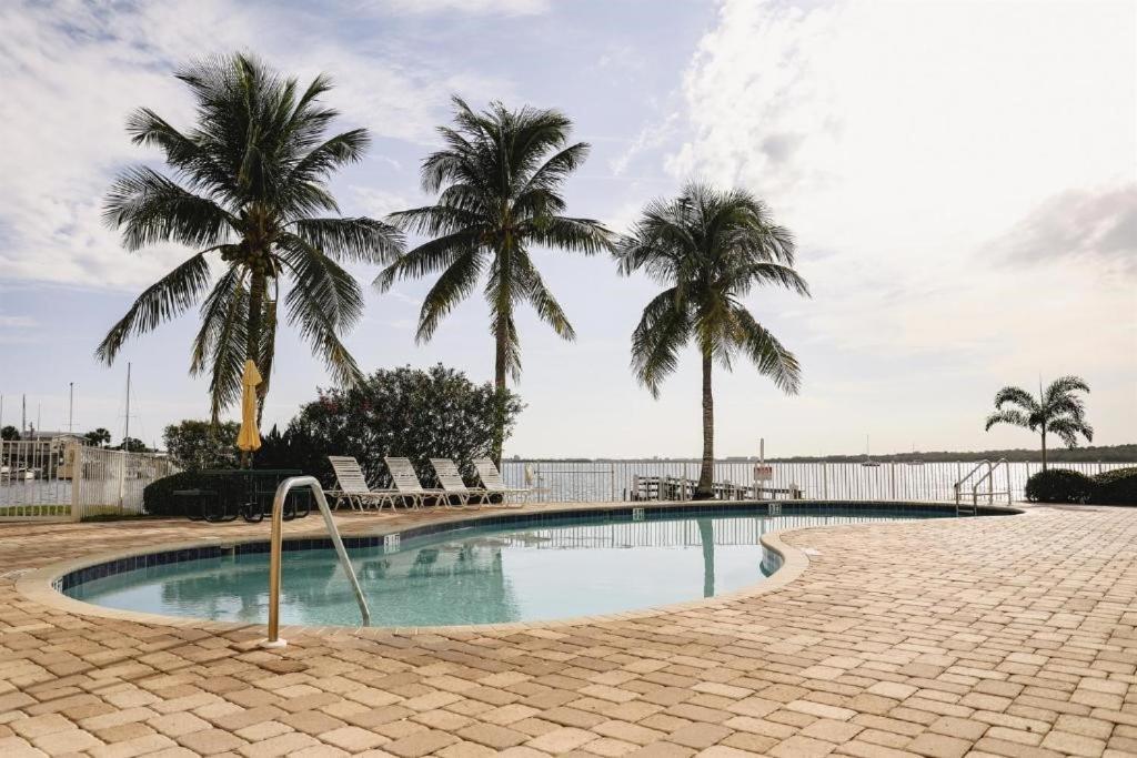 Boca Ciega Resort Sankt Petersburg Exterior foto